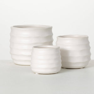 White Ribbed Pot